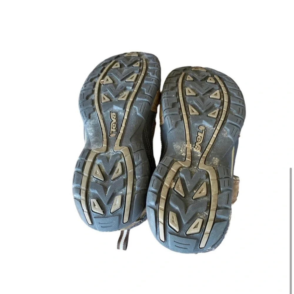 Teva men’s Forebay Sport Hiking strappy leather sandals size 10